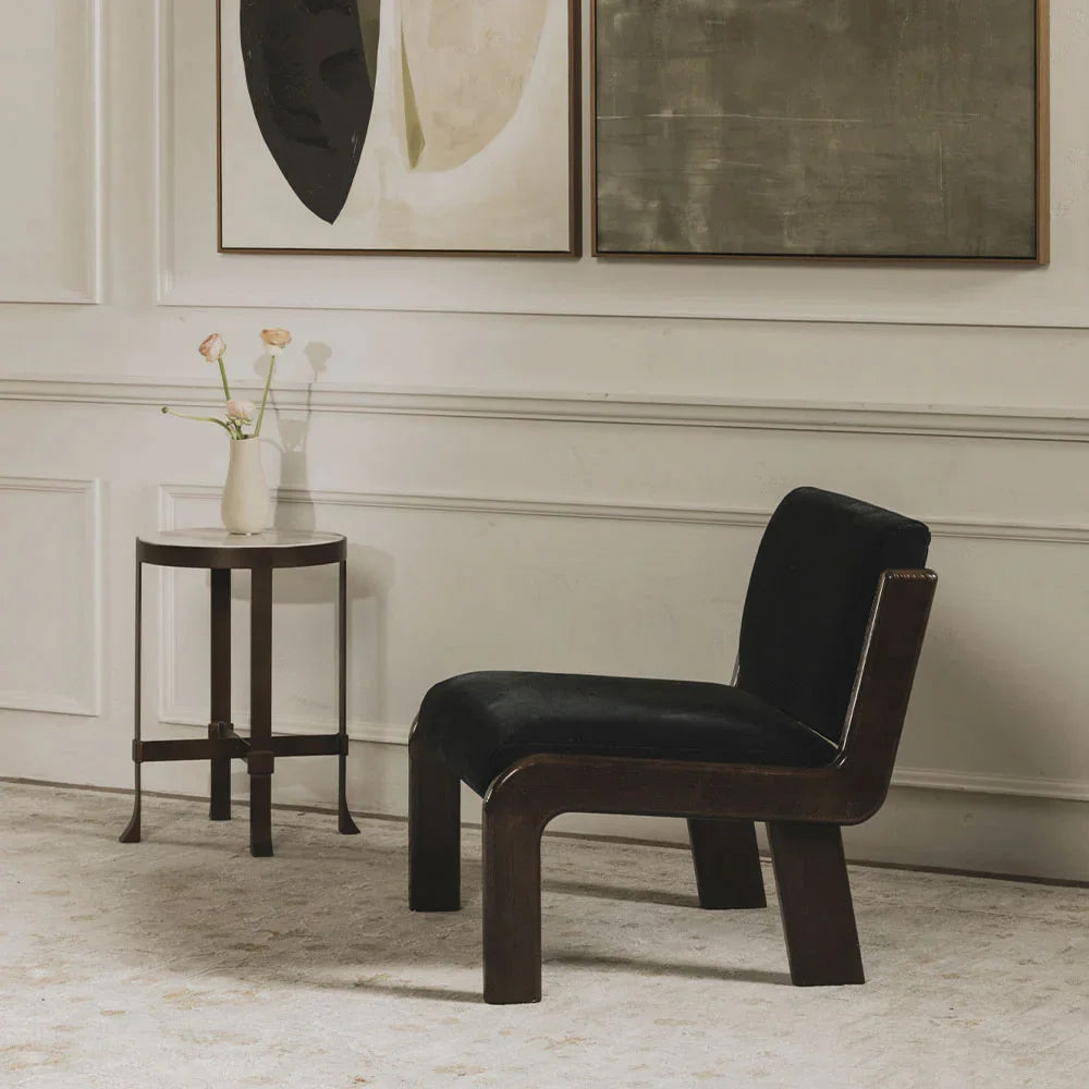 Obsidian Arc Lounge Chair